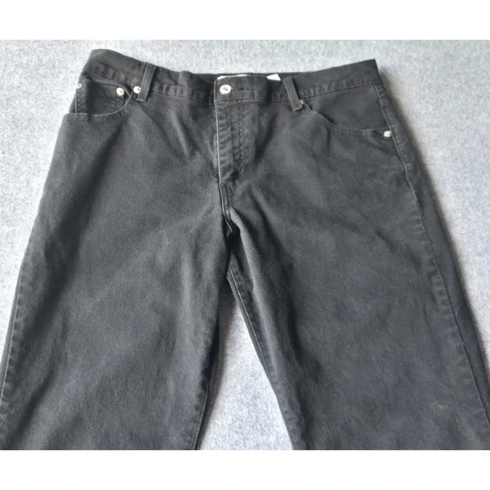 Levi's Women's Jeans 550 Relaxed Fit Tapered Leg Black Highrise Size 16R / 34x32